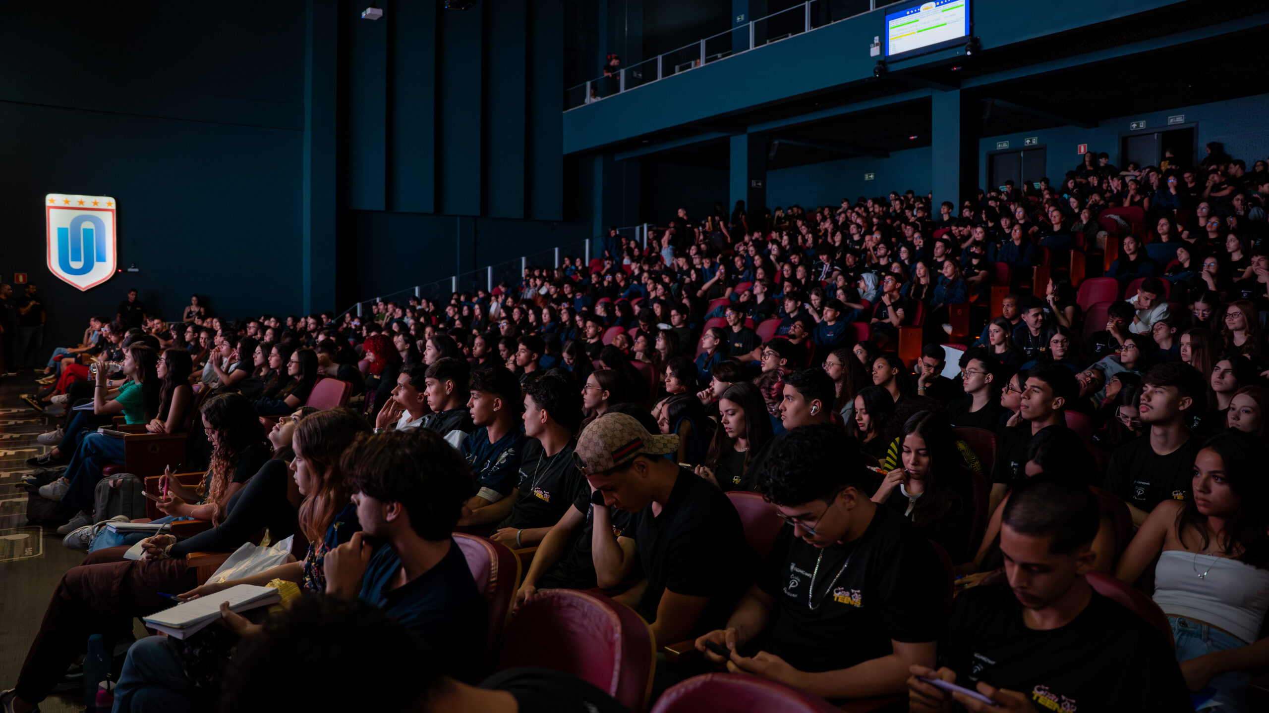 Quarta edição do Enem Top Teens movimenta mais de 1.000 estudantes no teatro da Facunicamps